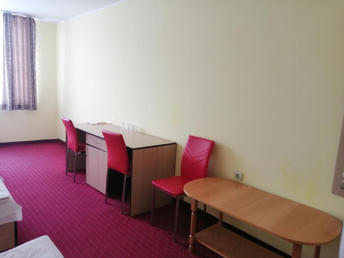 Hotel Panorama Gabrovo Exterior photo
