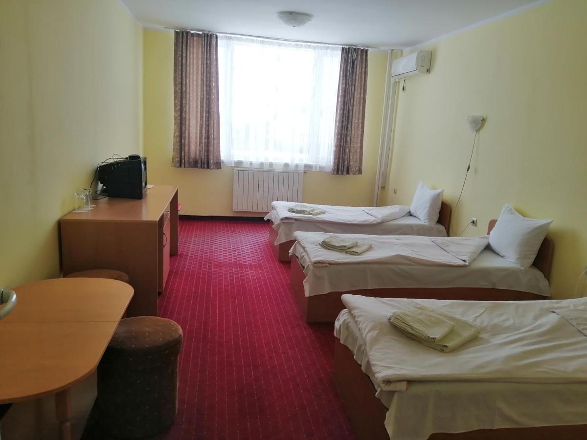 Hotel Panorama Gabrovo Exterior photo